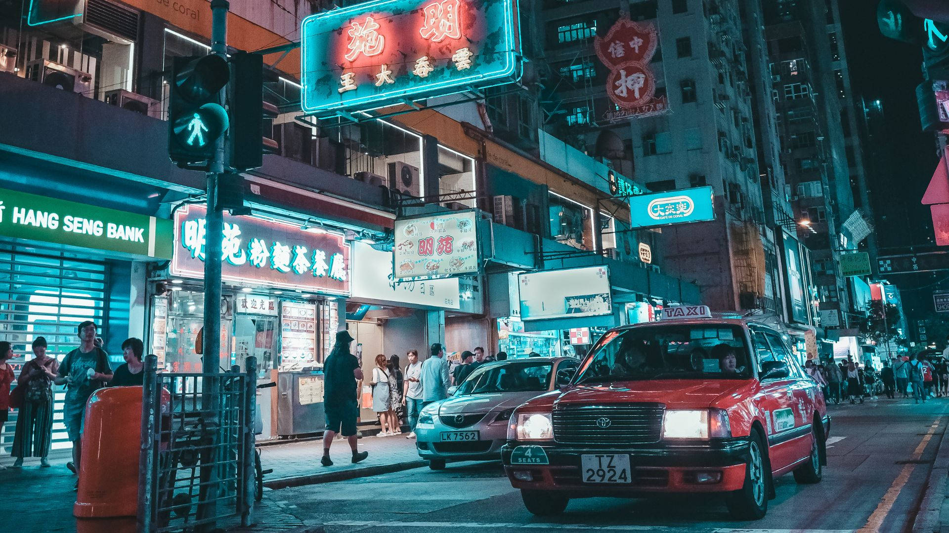 美しい赤いタクシーとネオンシティ 壁紙