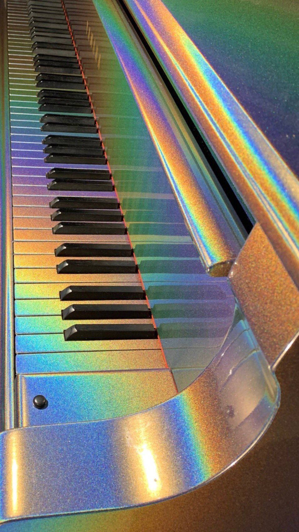 虹色キーボードの美学 — おしゃれなiPhone 壁紙