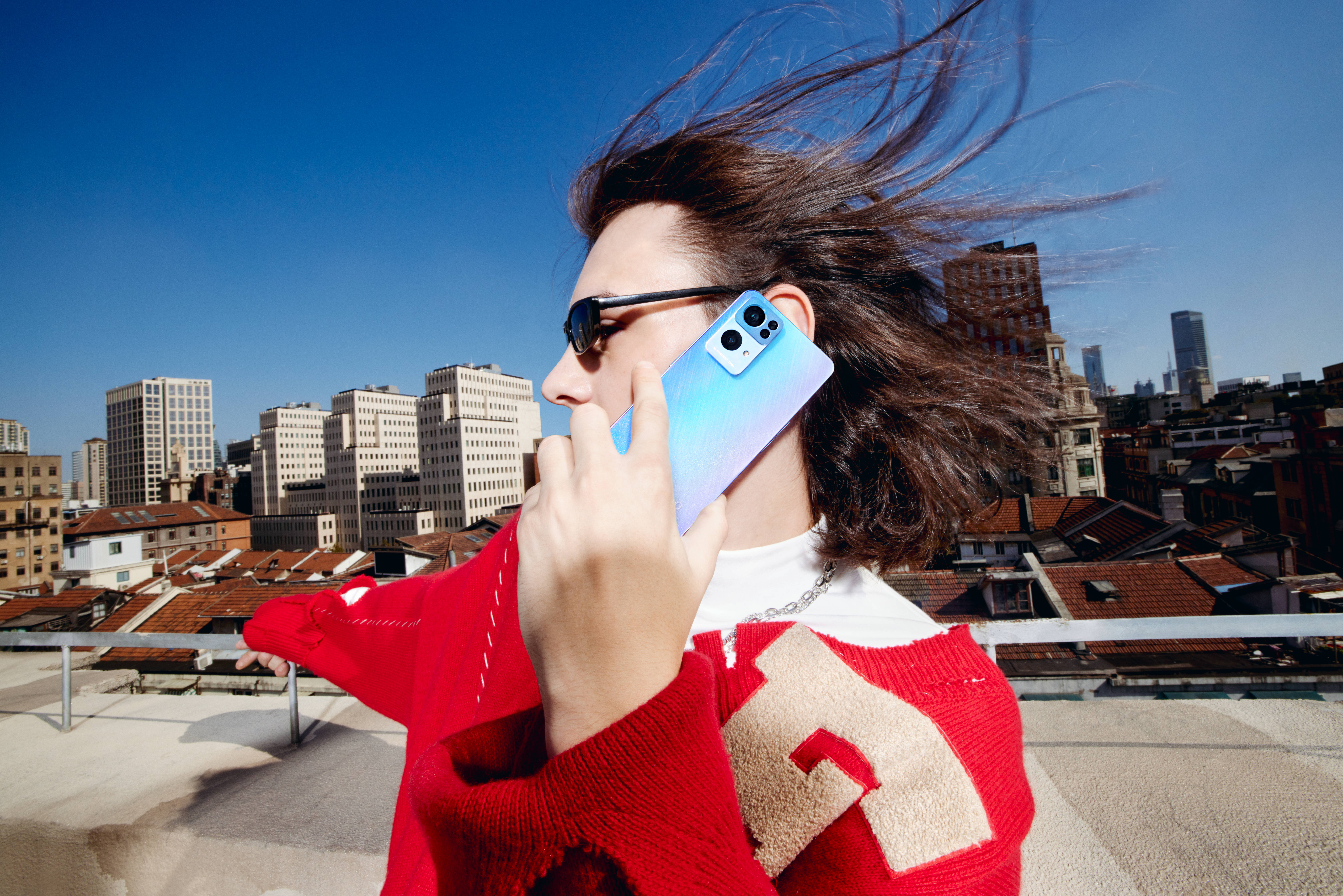 通話中のOppo Reno7 壁紙