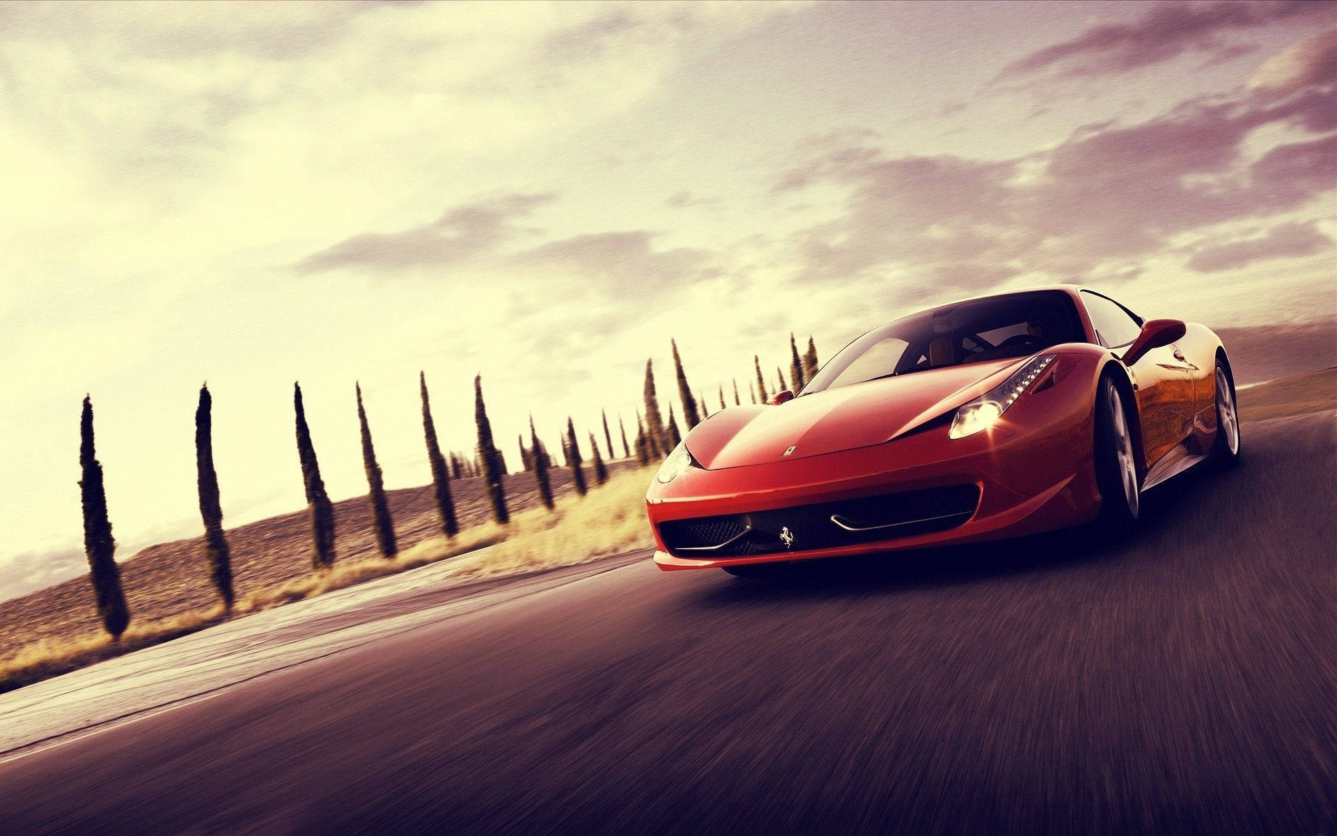 走行中の赤いフェラーリ458イタリアの車の壁紙