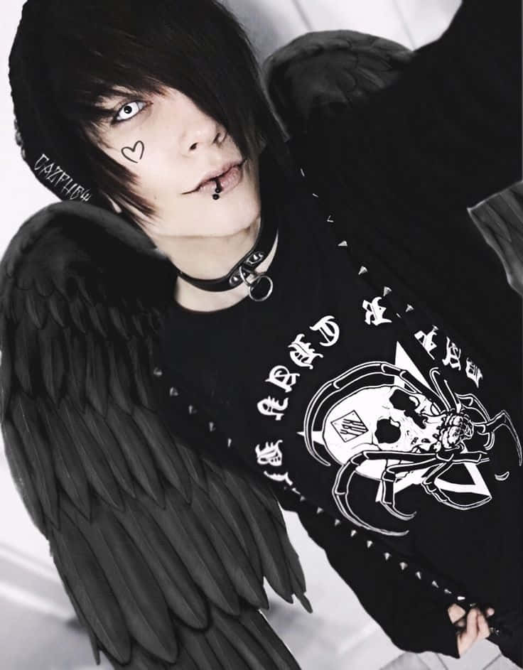 黒い翼と頭蓋骨をかぶった男 壁紙