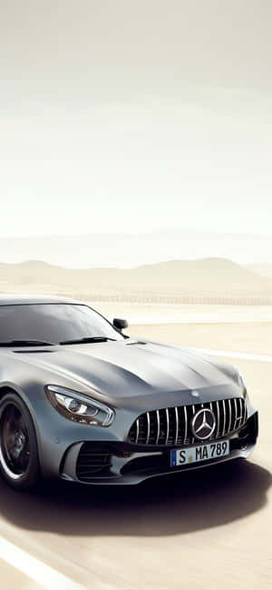 Android AMG GT-R 背景 — iPhone 13 Pro 壁紙