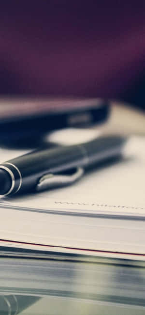 iPhone X デスク背景 — Realme 15 壁紙