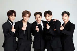NU'EST — Kpop GIF 壁紙