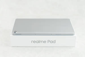 Realme Pad グレー
