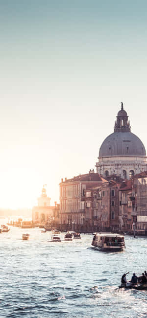 イタリアの背景 — iPhone Air 壁紙