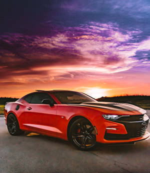 シボレー車と夕日 壁紙 — Galaxy Z Fold 壁紙
