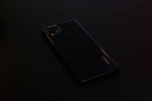 ブラックのOppoスマートフォン