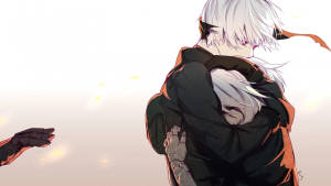 白髪のカップルが抱き合うアニメの壁紙